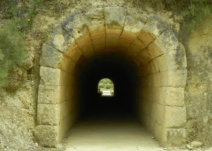 Cosy Guesthouse-souterrain With Garden In City Center Apartamento Corinth