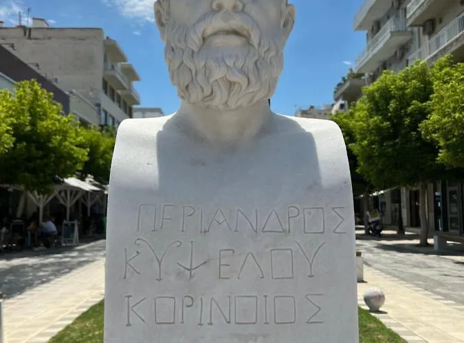 Cosy Guesthouse-souterrain With Garden In City Center Lägenhet *