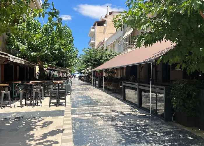 Cosy Guesthouse-souterrain With Garden In City Center Apartamento