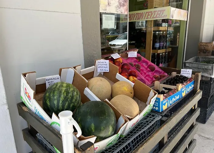 Lägenhet Cosy Guesthouse-souterrain With Garden In City Center
