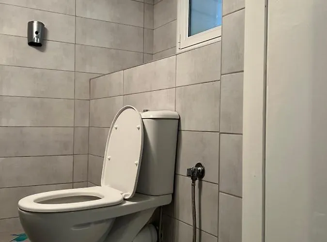 Cosy Guesthouse-souterrain With Garden In City Center